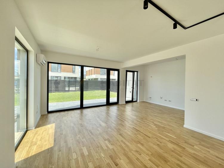 Vila Individuala 5 camere Tunari - 1