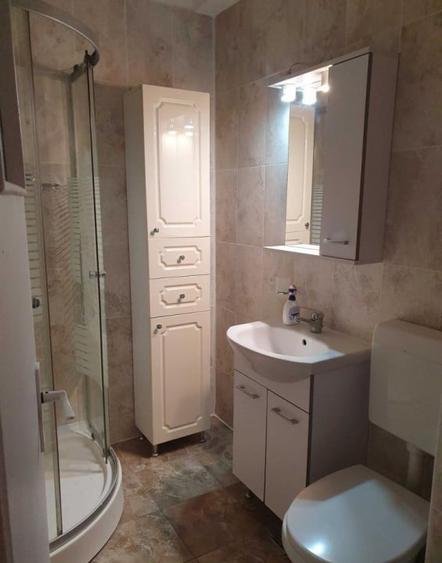 Apartament 2 camere 50 mp – etaj 2/4, parcare inclusă, lângă parc, 10 min metrou - 5