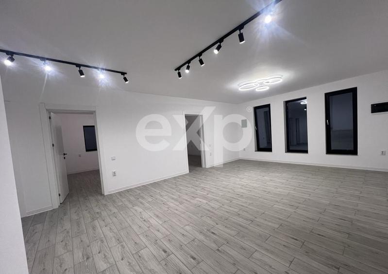 Casa parter 4 camere, la cheie, teren 400 mp, zona centrala Bradu - 4