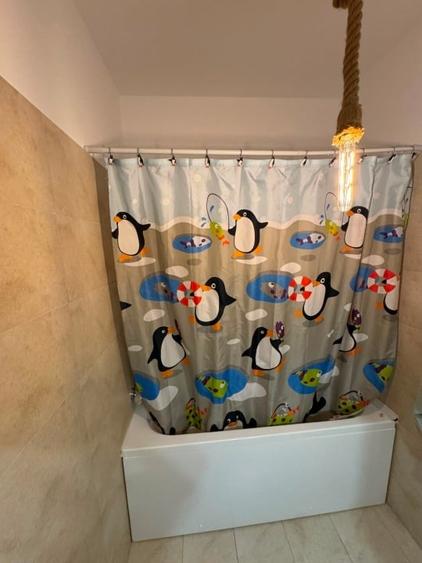 Apartament cu 2 camere decomandat, mobilat în Central