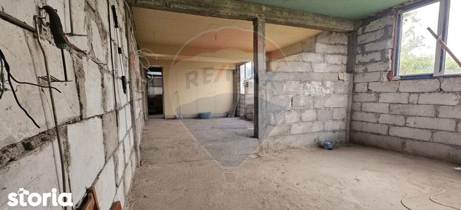 Casa si teren de vanzare in Crevedia - 6