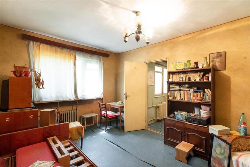 RECO Apartament cu  2 camere tip X, la parter -D. Cantemir - 1