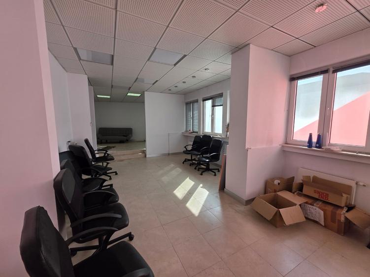 B-ul Magheru, 10 minute metrou Piata Romana, in blocul cu cinema Patria - 14