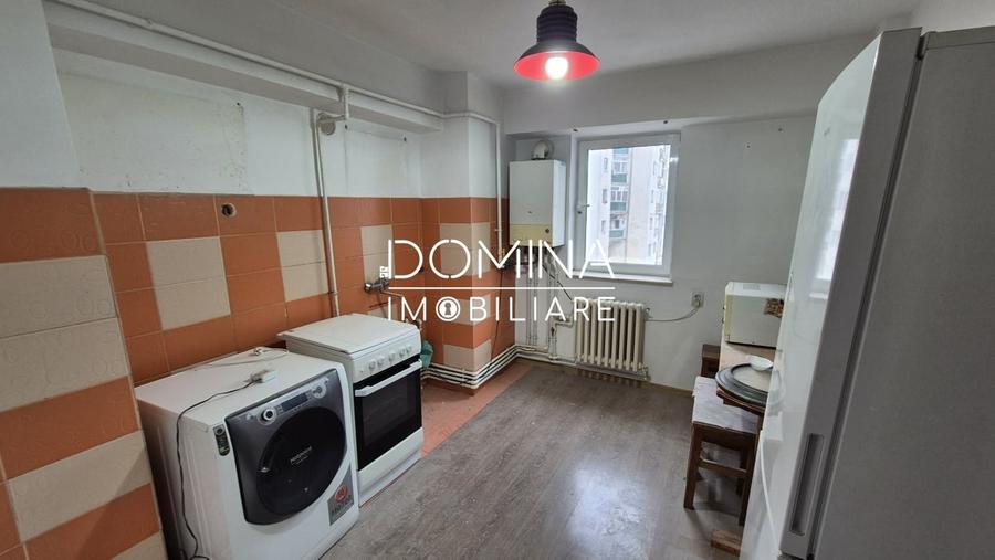 Vanzare apartament 2 camere, 59 mp, constructie 2000, Bd. Republicii - 5