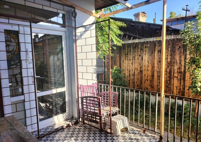 Casa 4 camere | curte 60 mp | Razoare/Cotroceni One Casa 4 camere | curte 60 mp | Razoare/Cotroceni One