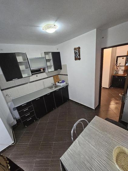 Inchiriez apartament - 4