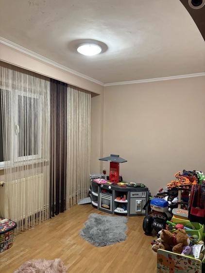 Vand apartament 4 camere - 4