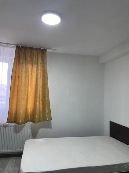 Inchiriez garsoniera comfort 3 bloc renovat ! - 2