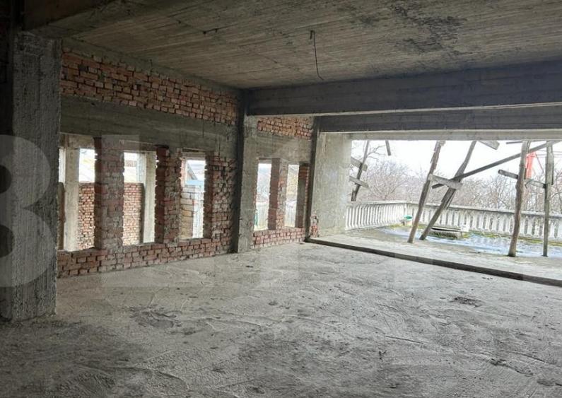 Casa spa?ioasa cu poten?ial imens in inima ora?ulu - 8