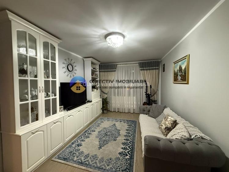 Apartament 3 camere de vanzare - Etaj 2 - Darmanesti