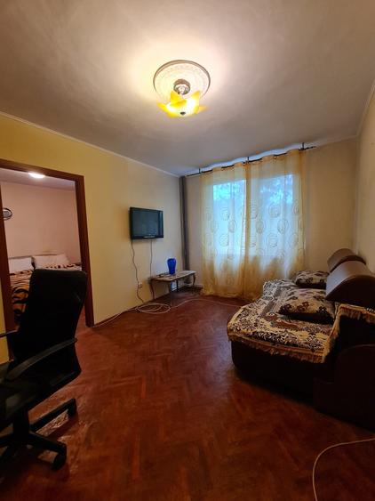 Vanzare apartament 2 camere in Galati, Micro 19, etaj 2, liber - 1