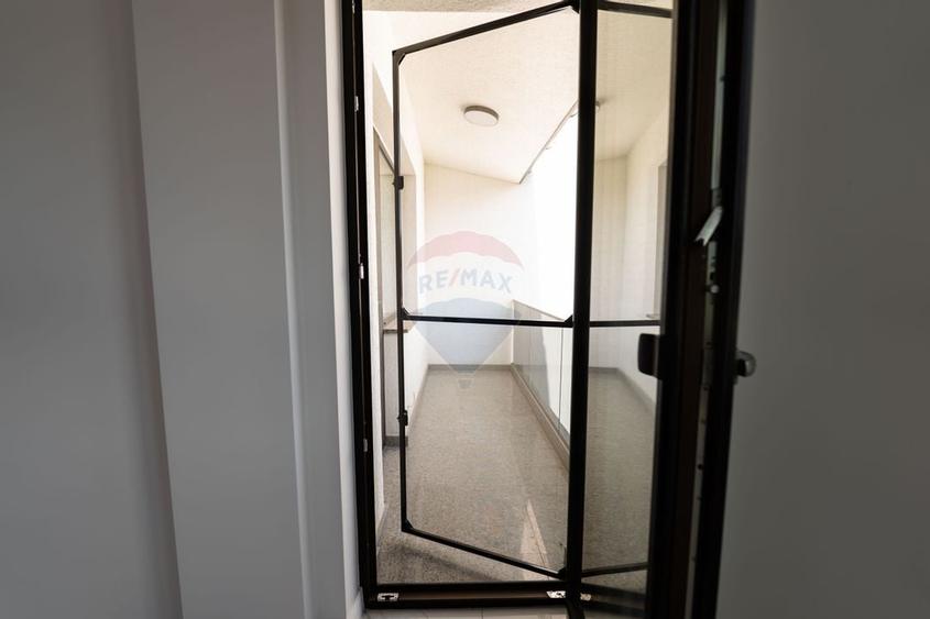 Apartament nou, 3 camere, vanzare, cartier cu paza - 16