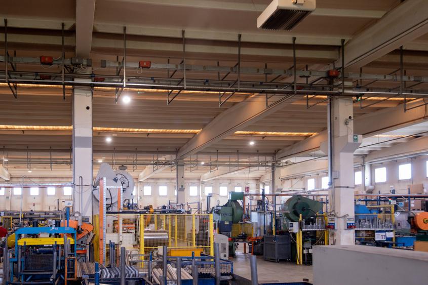 Spațiu industrial, de 5,100 mp, în Țițești