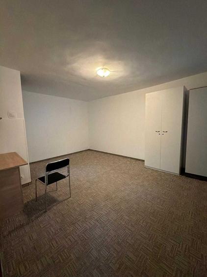 Garsoniera decomandata | 37 mp | Bloc 1990 | 75.000 | Ideala atat pentru locuit, cat si pentru investitie - 1