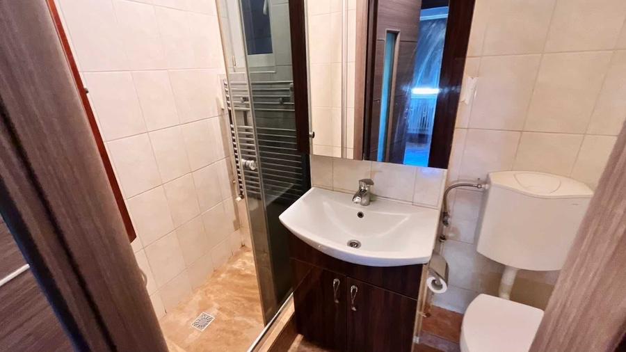 Apartament cu 2 camere semidecomandat în Sala Palatului