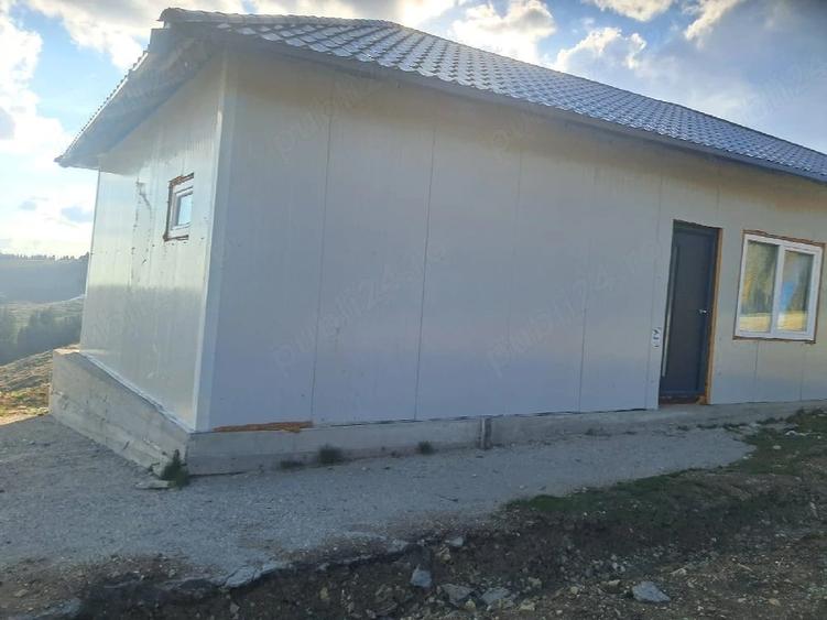 Casă cu Teren 1000 Mp în Central