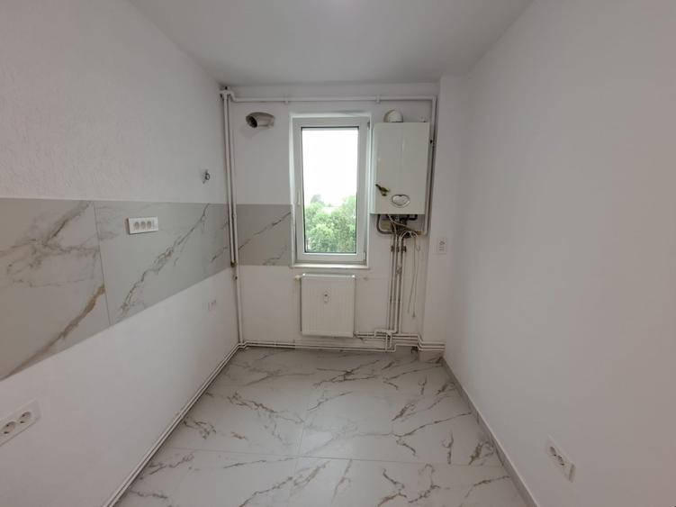 Apartament cu 2 camere semidecomandat în Astra