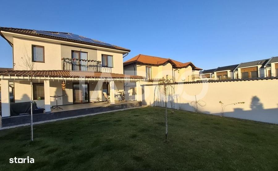 Casă cu 4 camere cu Teren 172 Mp în Șelimbăr
