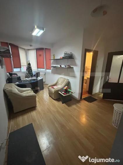 Casă cu 7 camere cu Teren 460 Mp în Olimpia-Stadion