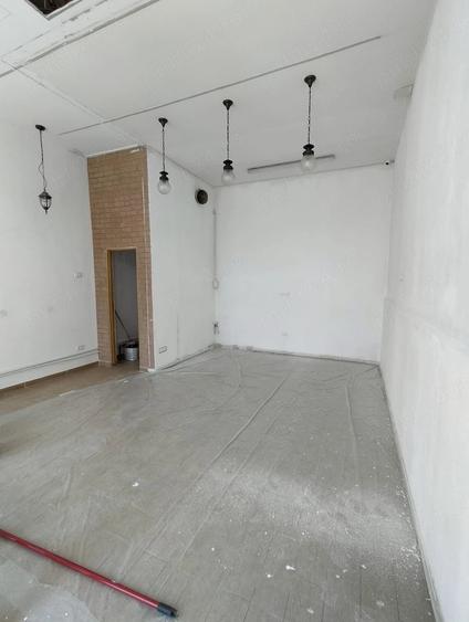 Spațiu comercial, de 34 mp, în 1 Mai