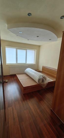 Apartament cu 2 camere decomandat în Micro 9