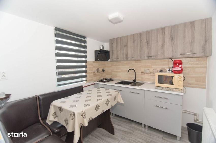 Casă cu 3 camere în Văcarea