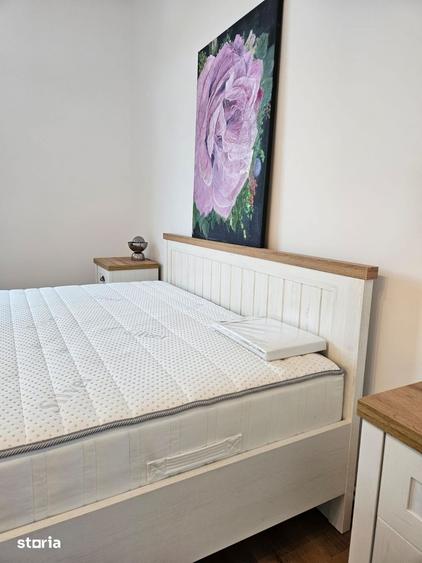 Apartament cu 3 camere decomandat în Astra