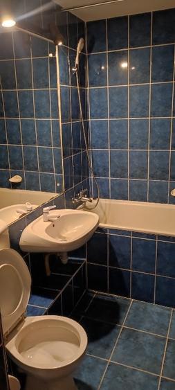 Apartament cu 2 camere decomandat în Hotvon