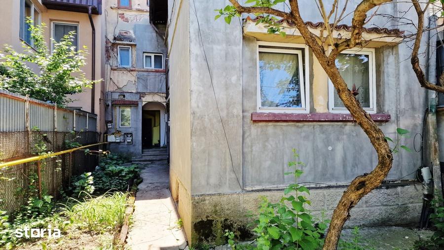 Apartament cu 2 camere semidecomandat în Grivița