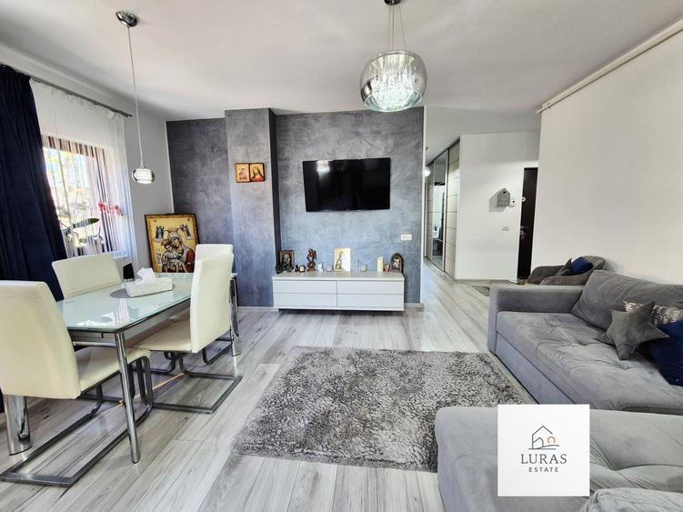 Apartament cu 3 camere decomandat, mobilat în Km 4