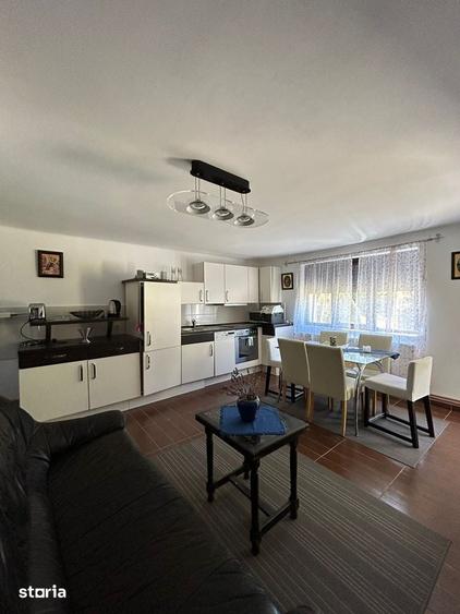 Casă cu 4 camere cu Teren 5146 Mp în Sălătrucu