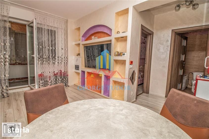 Apartament cu 2 camere semidecomandat în Roșu