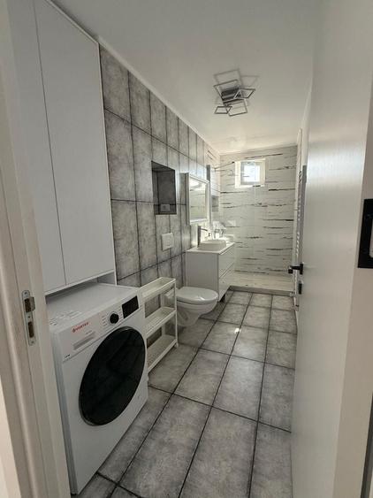 Apartament cu 3 camere semidecomandat în Viziru 1