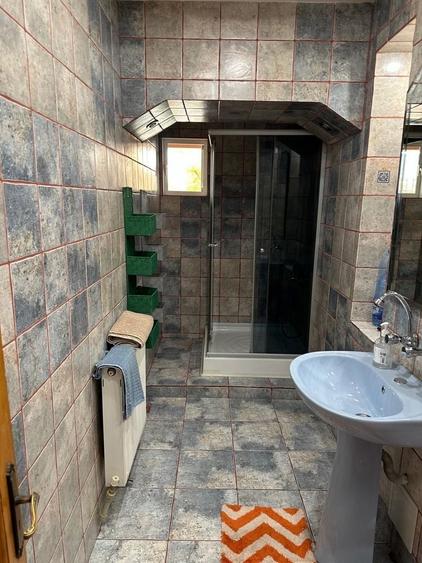 Apartament cu 2 camere nedecomandat în Central