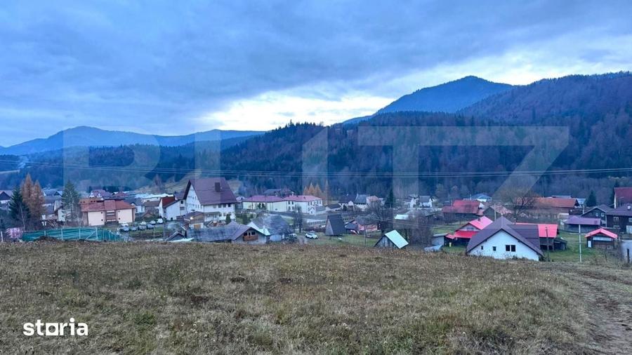 Teren de 2500 mp, în Central