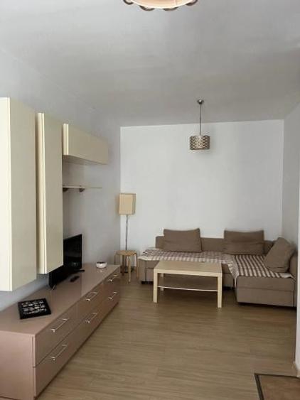 Apartament cu 2 camere semidecomandat în Dristor