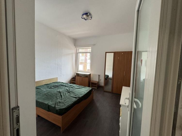 Casă cu 2 camere cu Teren 100 Mp în Ultracentral
