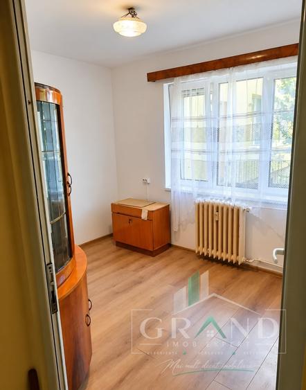 Apartament cu 3 camere semidecomandat, mobilat în Mănăștur