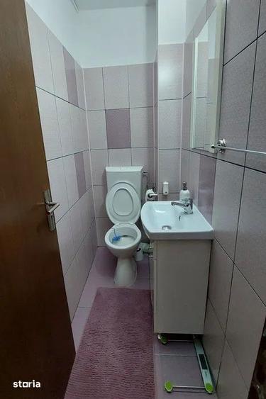 Apartament cu 3 camere, mobilat în Telegrafului