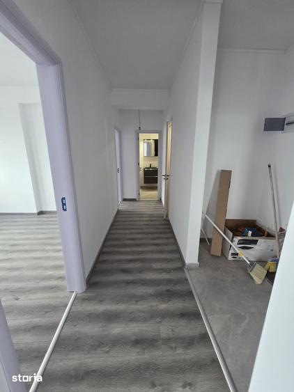 Apartament cu 3 camere decomandat în Chiajna