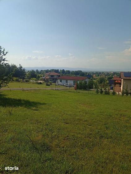 Teren de 1000 mp, în Central