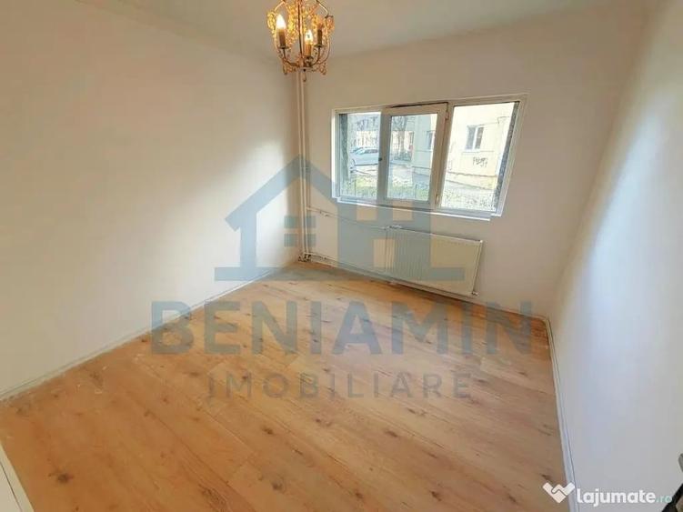 Apartament cu 4 camere decomandat în Valea Rosie