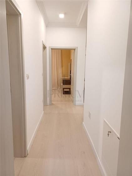 Apartament cu 3 camere decomandat în Chișoda