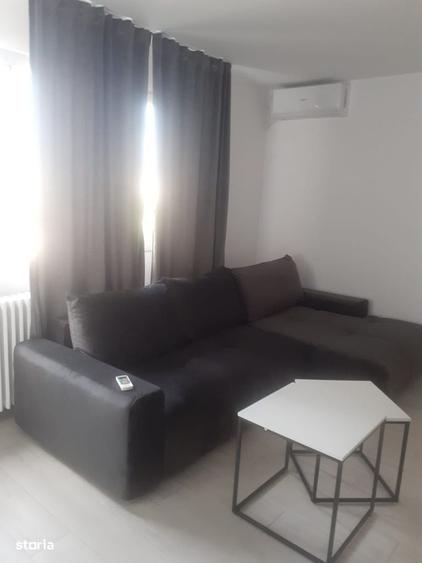 Apartament cu 2 camere decomandat în Titan