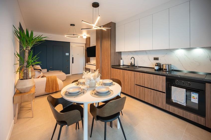 Apartament cu 2 camere decomandat în Mamaia-Sat