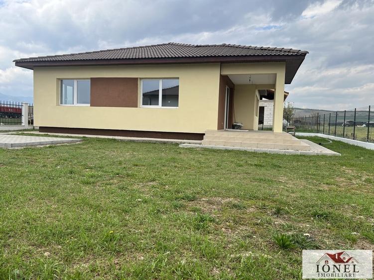 Casă individuală cu 3 camere cu Teren 504 Mp în Micești