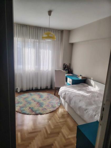 Apartament cu 4 camere decomandat în Ultracentral