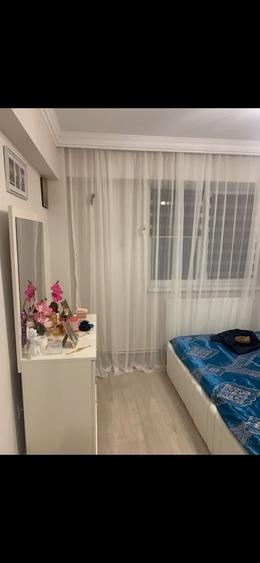 Apartament cu 3 camere decomandat în Exterior Vest