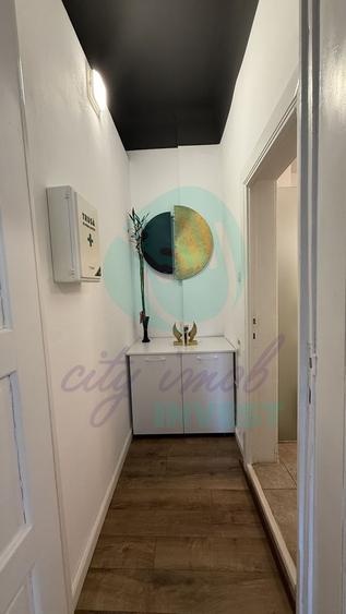 Apartament cu 4 camere în P-ța Romană