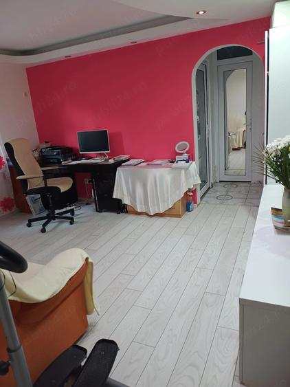 Apartament cu 2 camere nedecomandat în Giurgiului